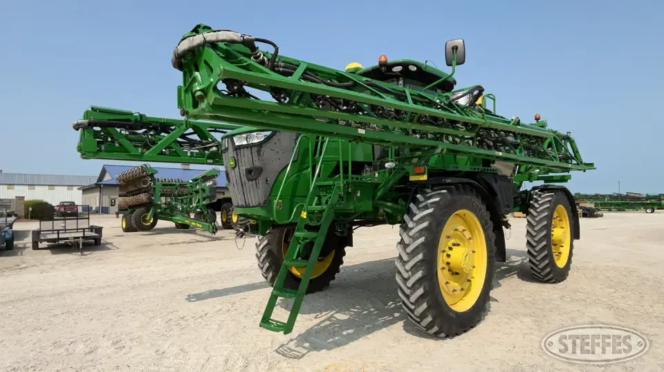 2021 John Deere R4060 Self-Propelled Sprayer