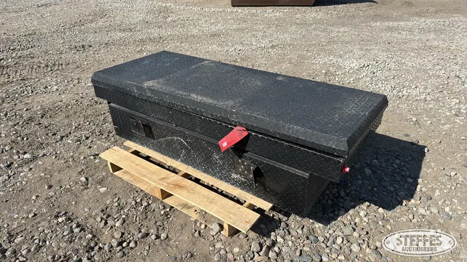 Weather Guard 24-0129 Storage and Bench