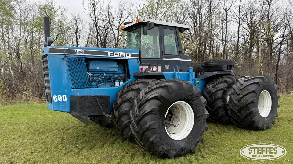 1991 Ford Versatile 1156 Designation 6 4WD Tractor