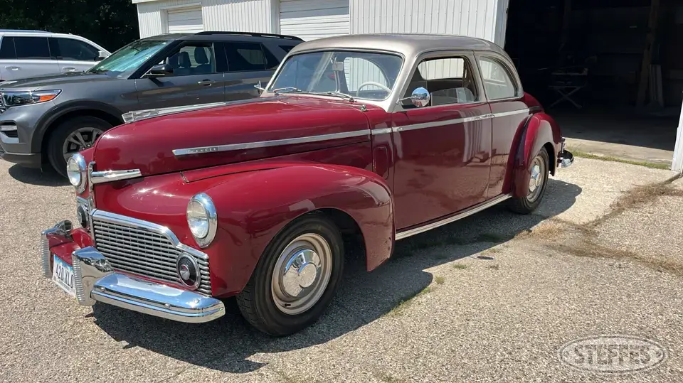 1942 Studebaker Commander Collectible Vehicle
