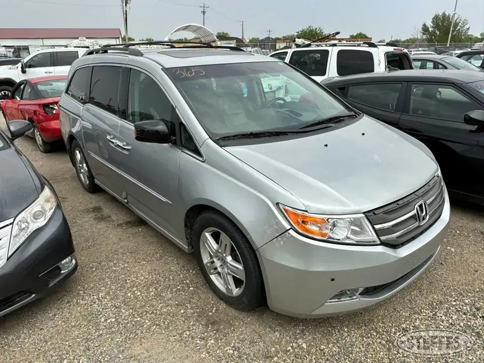 2012 Honda Odyssey Touring Van