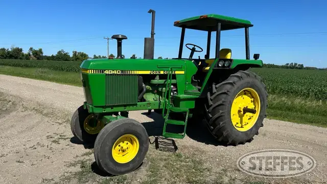 1979 John Deere 4040