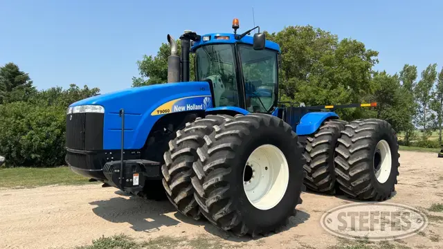 2009 New Holland T9060 HD