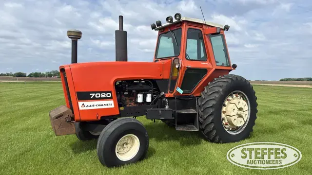 1978 Allis-Chalmers 7020