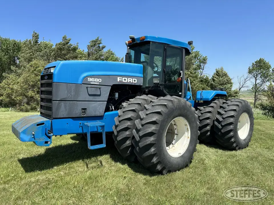 1994 Ford Versatile 9680 4WD Tractor