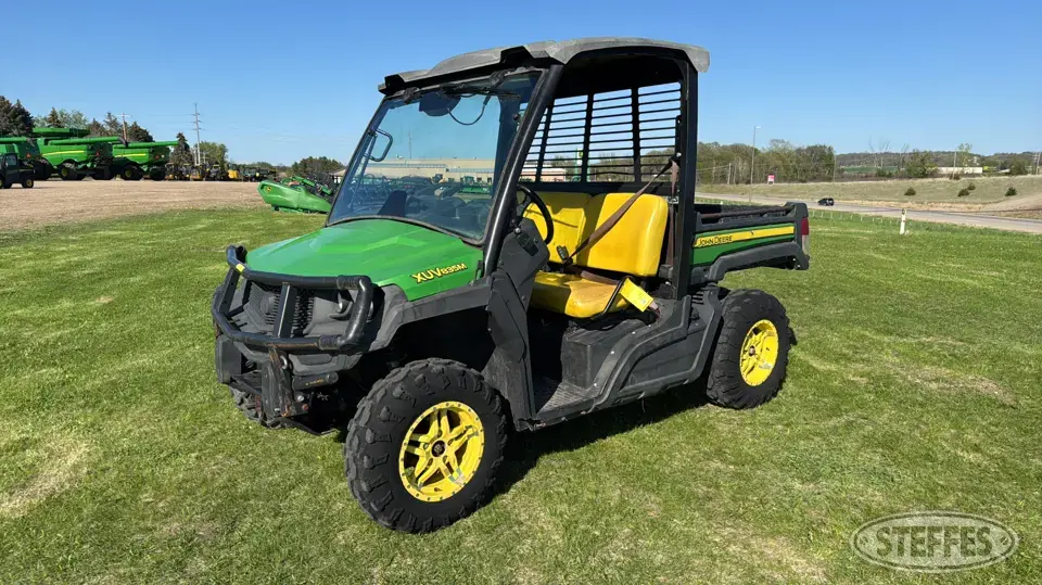2019 John Deere XUV835M UTV