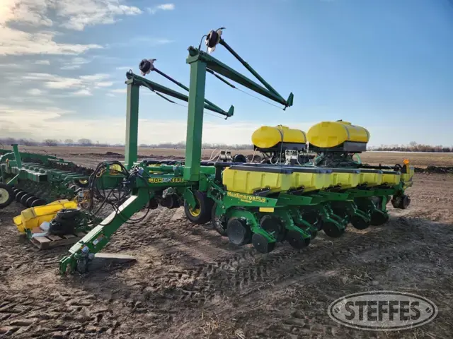 2001 John Deere 1780