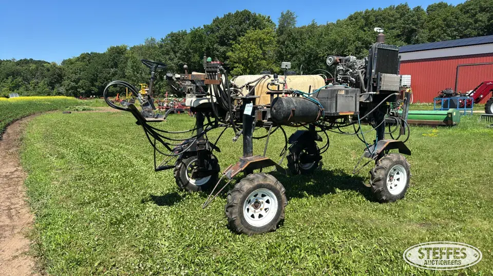 May Wes Wesley III Self-Propelled Sprayer