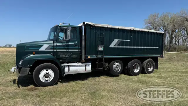1987 Freightliner FLC 112