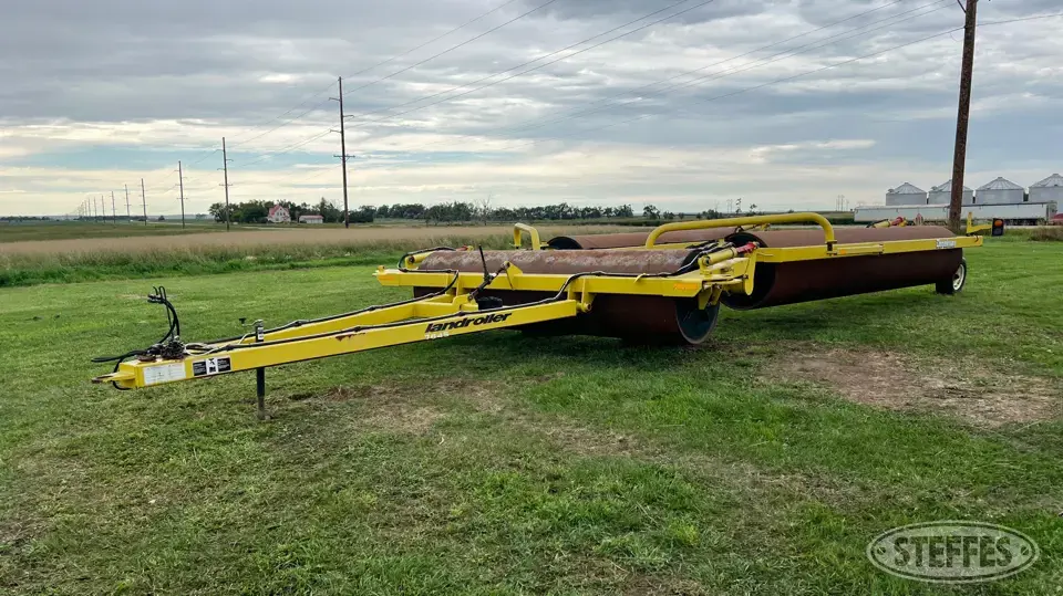 Degelman 7645 Land Roller