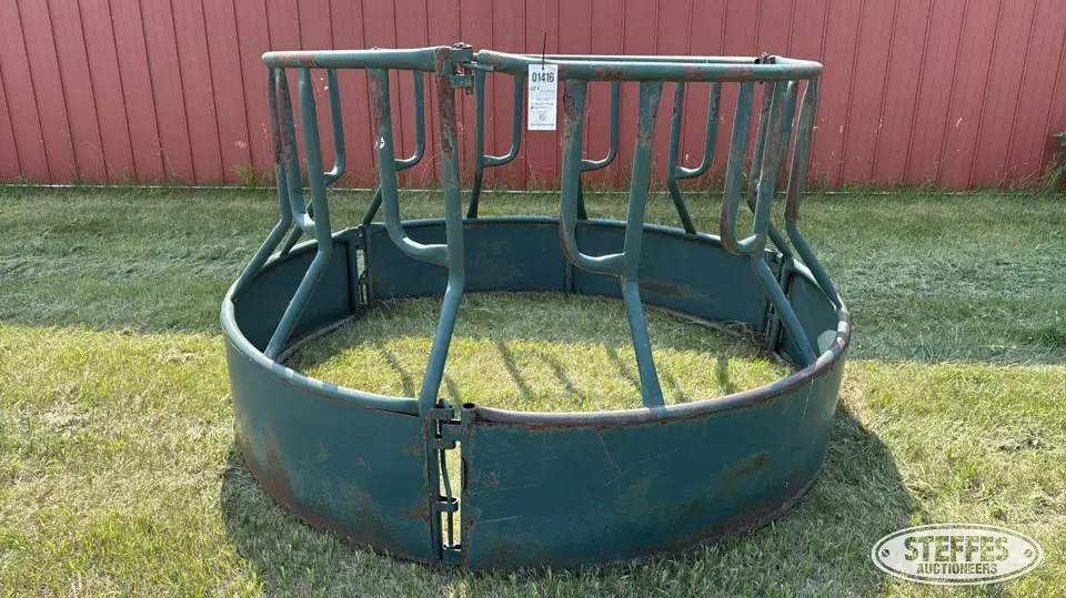 Round bale ring feeder Feeders and Bunk