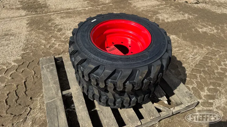 (2) Beaver 10-16.5 skid steer tires Construction Equipment Tire