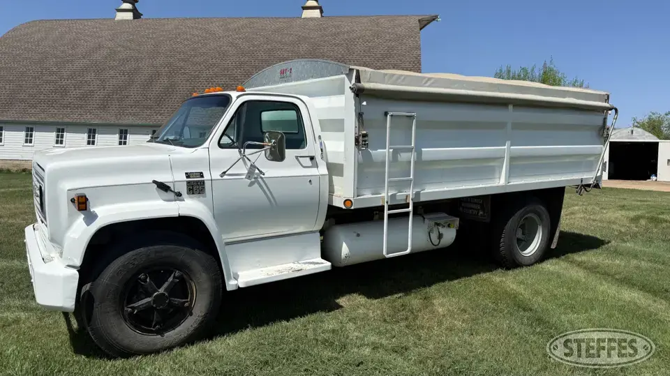 1976 Chevrolet C65 Custom Deluxe Single Axle Boxed Truck