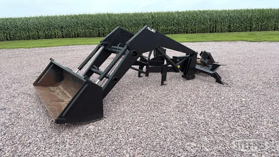 Allied 895S Tractor Loaders and Attachment