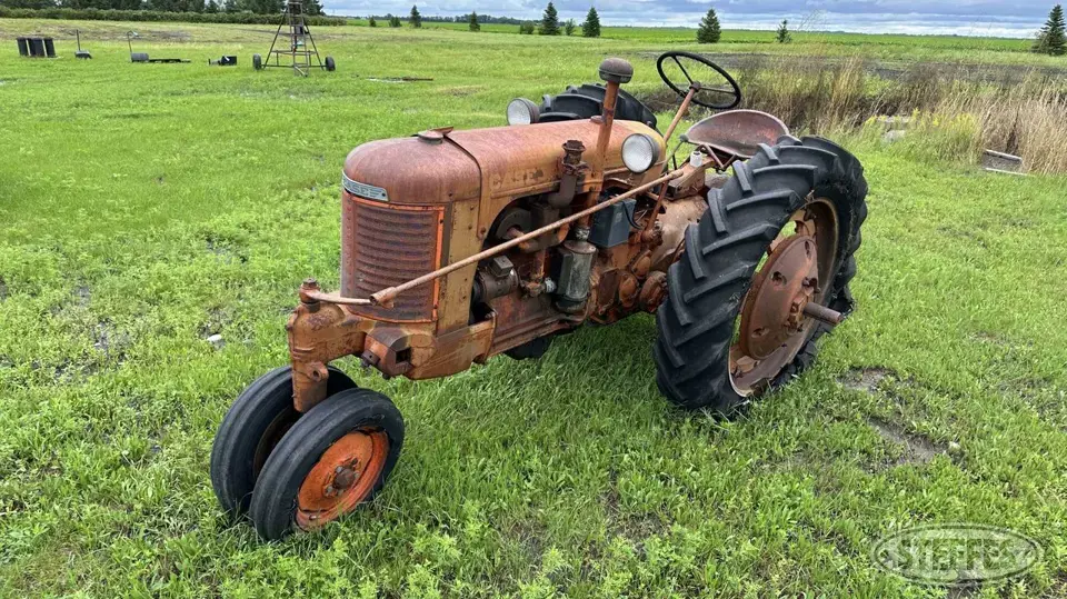 1948 Case SC Collectible Tractor