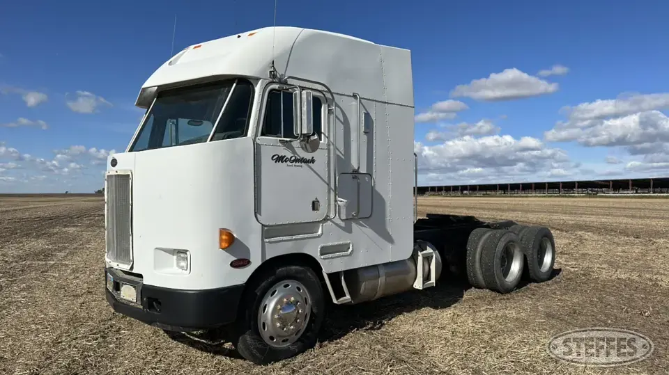 1990 Peterbilt 372 Cabover Truck with Sleeper