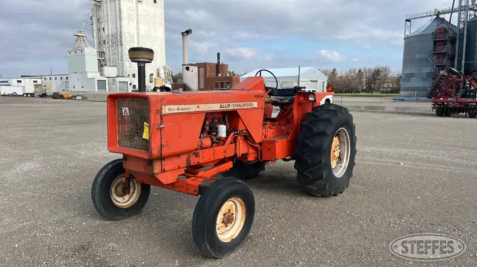 1969 Allis-Chalmers 180 2WD Tractor