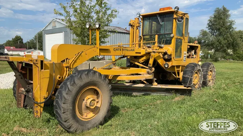 CAT 120 Motor Grader