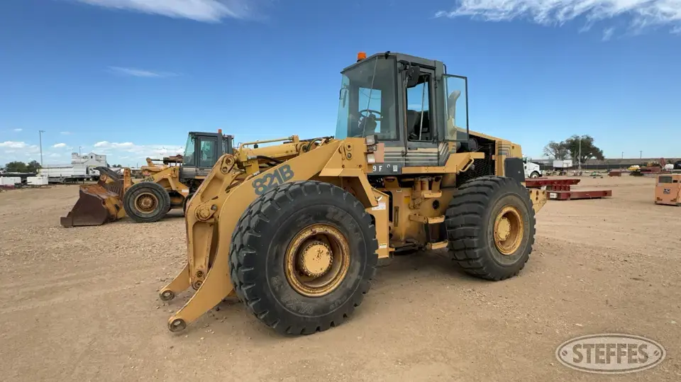 1998 Case 821B Wheel Loader