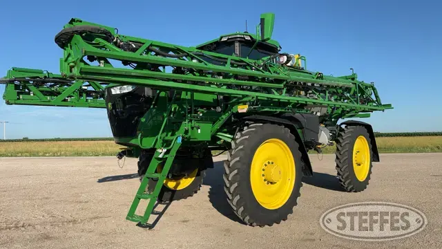 2023 John Deere 616R