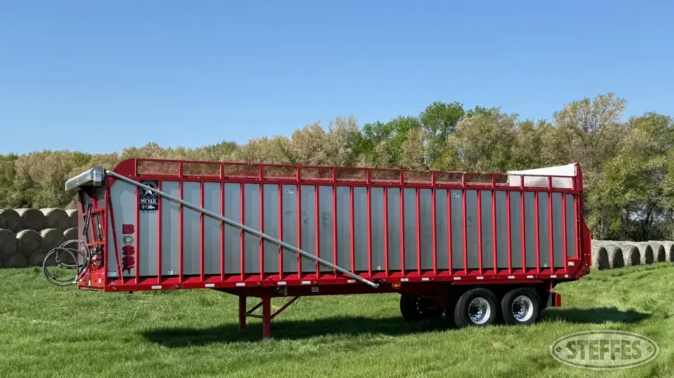 2021 Meyer . Forage Wagon