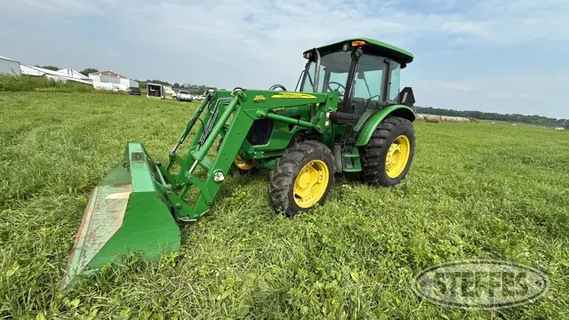 2010 John Deere 5085M