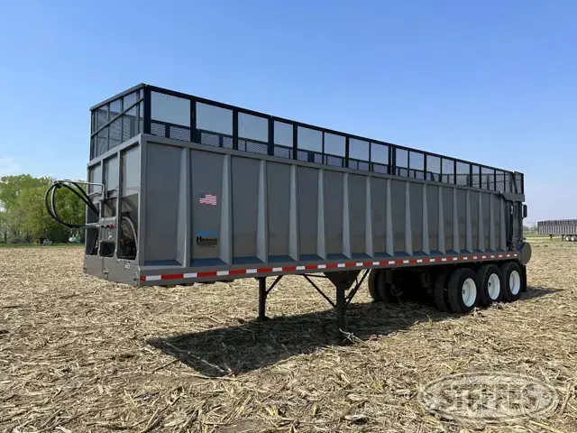 2022 Hitchcock APL36