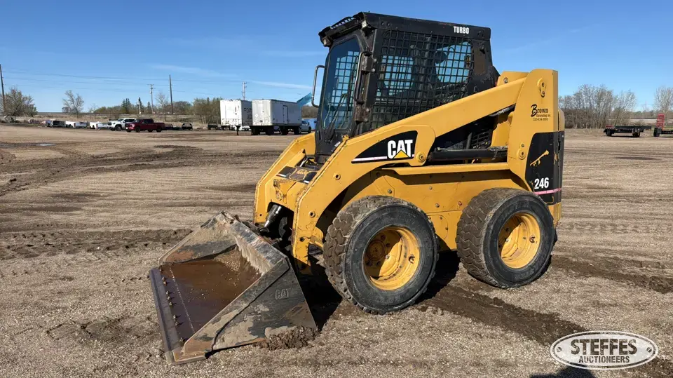2002 CAT 246 Wheeled Skid Steer