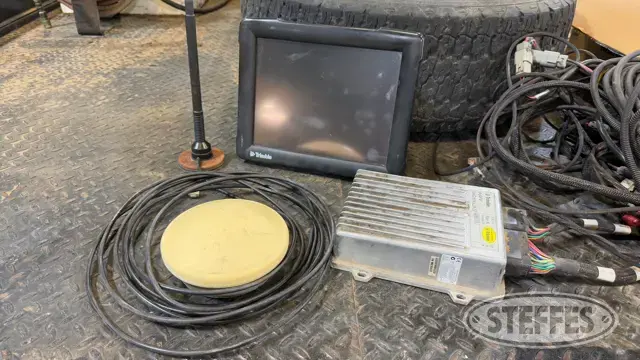 Trimble FM 1000