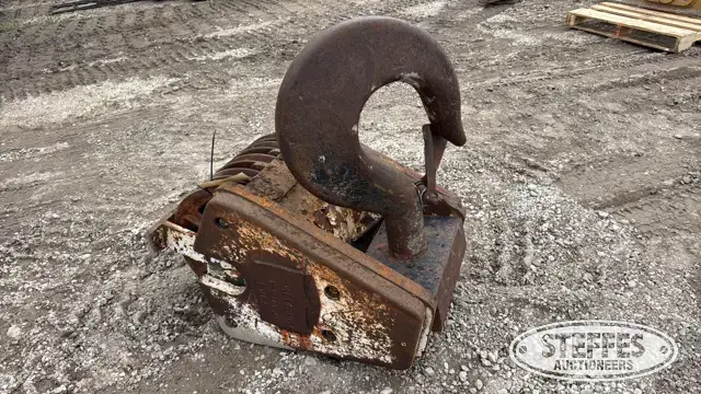 P&H 90-ton 5-sheave hook block