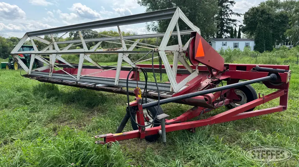 International 75 Pull-Type Swather