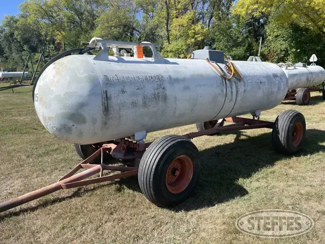 1,000 gal. NH3 tank