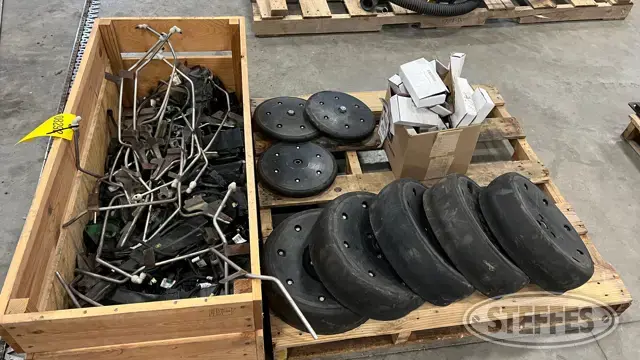 John Deere planter parts