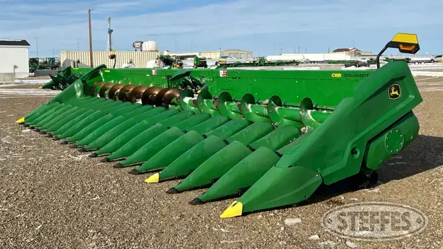 2021 John Deere C18R