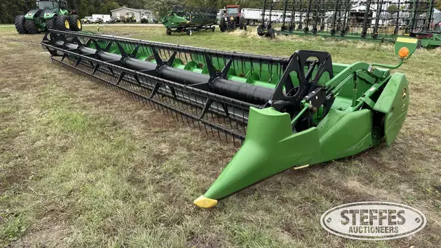 2014 John Deere 635F