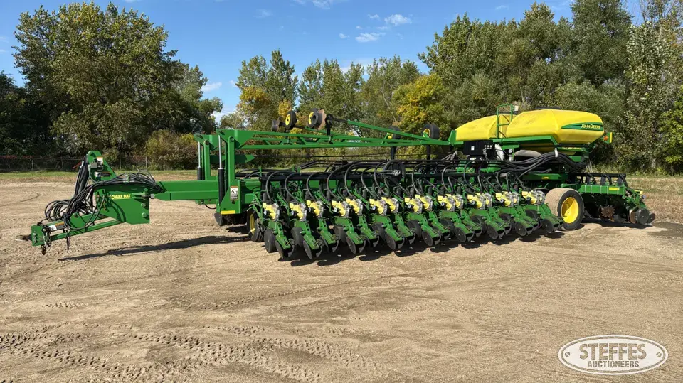 2010 John Deere DB80 12 or More Row Planter
