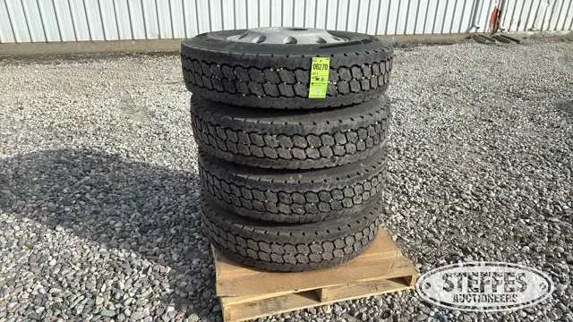 (4) General HS2 11R24.5 tires