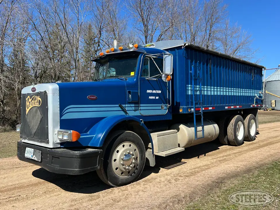 1988 Peterbilt 378 Tandem Boxed Truck