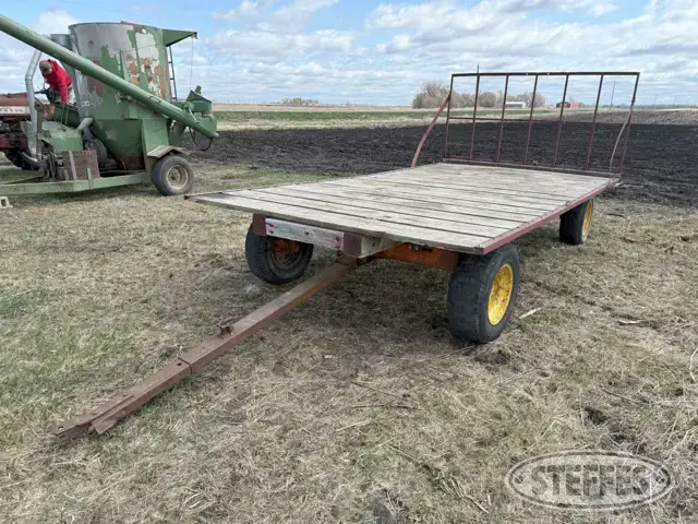 Hay rack