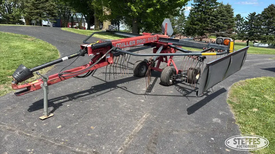 2017 Miller Pro 1150 Rake