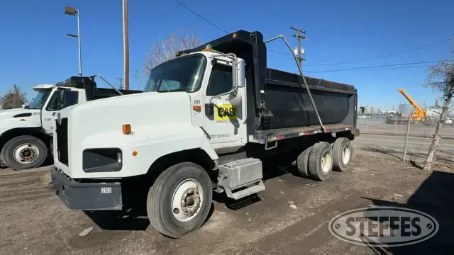 2004 International 5600