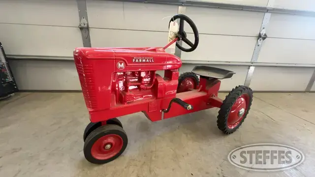 1998 McCormick Farmall M