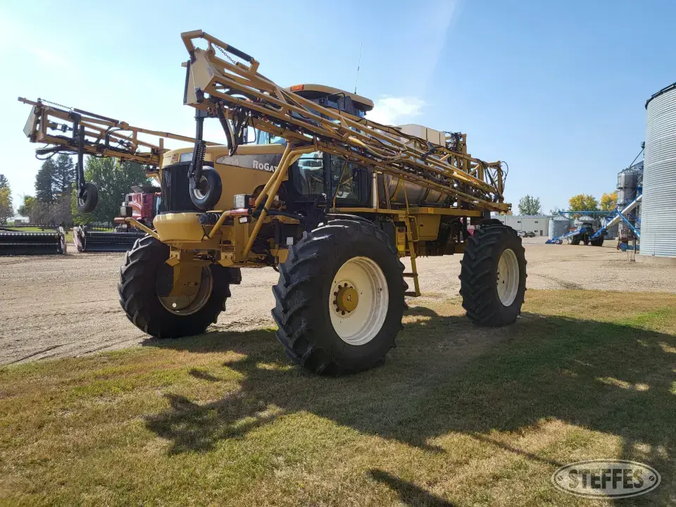 2001 Rogator 1254 Self-Propelled Sprayer