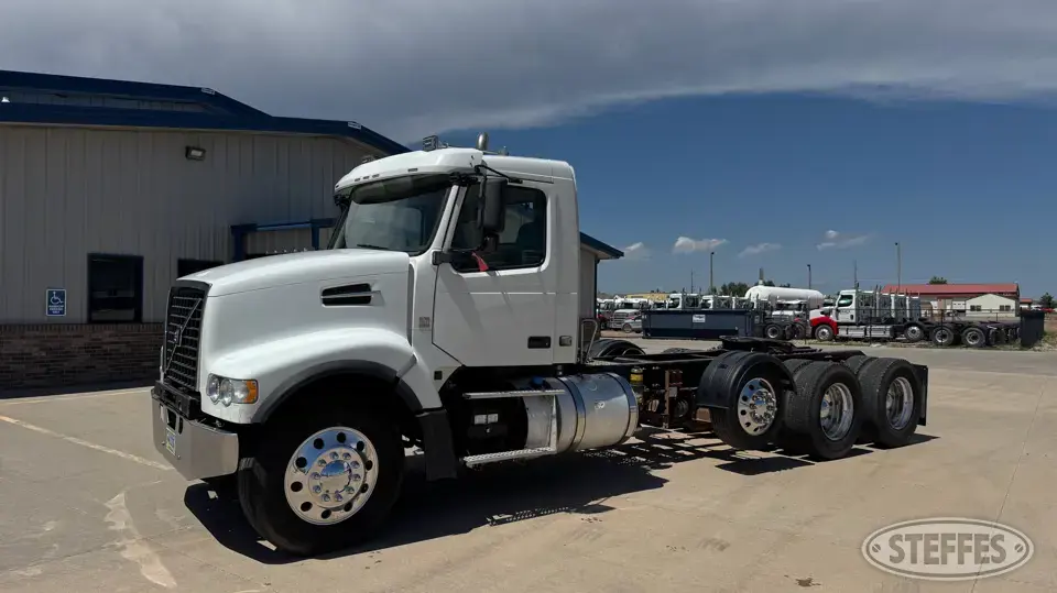 2015 Volvo VHD Conventional Truck without Sleeper