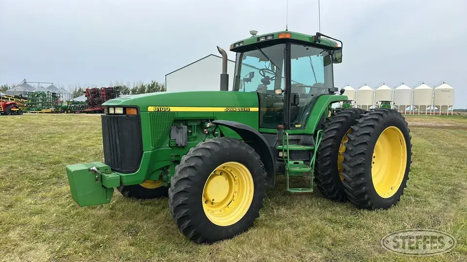 1999 John Deere 8100 MFWD Tractor
