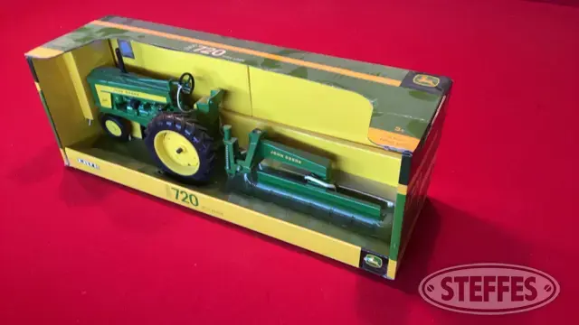 John Deere 1956 720 with Blade