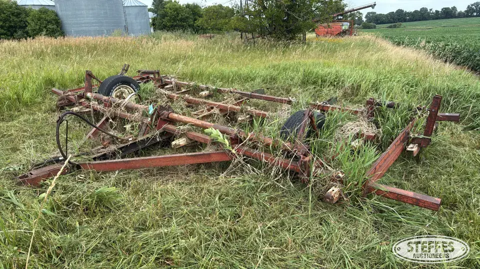 International field cultivator