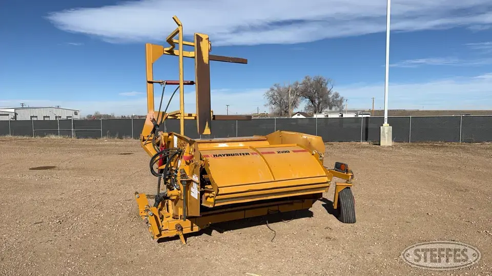 2018 Haybuster 2100 Round Baler