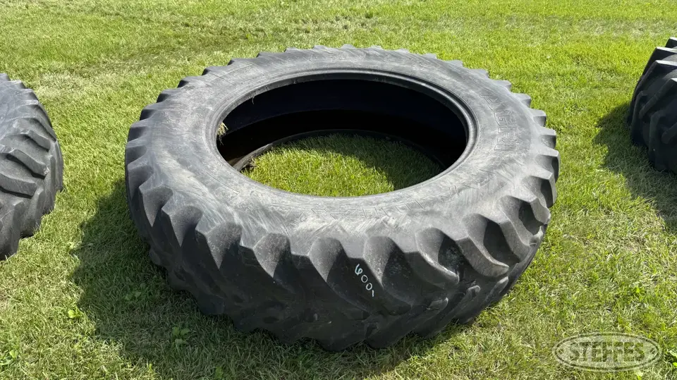 Co-Op 18.4R42 tractor tire Tractor-Implement Tire