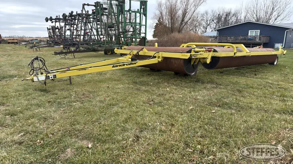 Degelman 7651 Land Roller